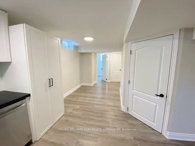 922, Silverthorn Mill, Meadowvale Village, Mississauga
