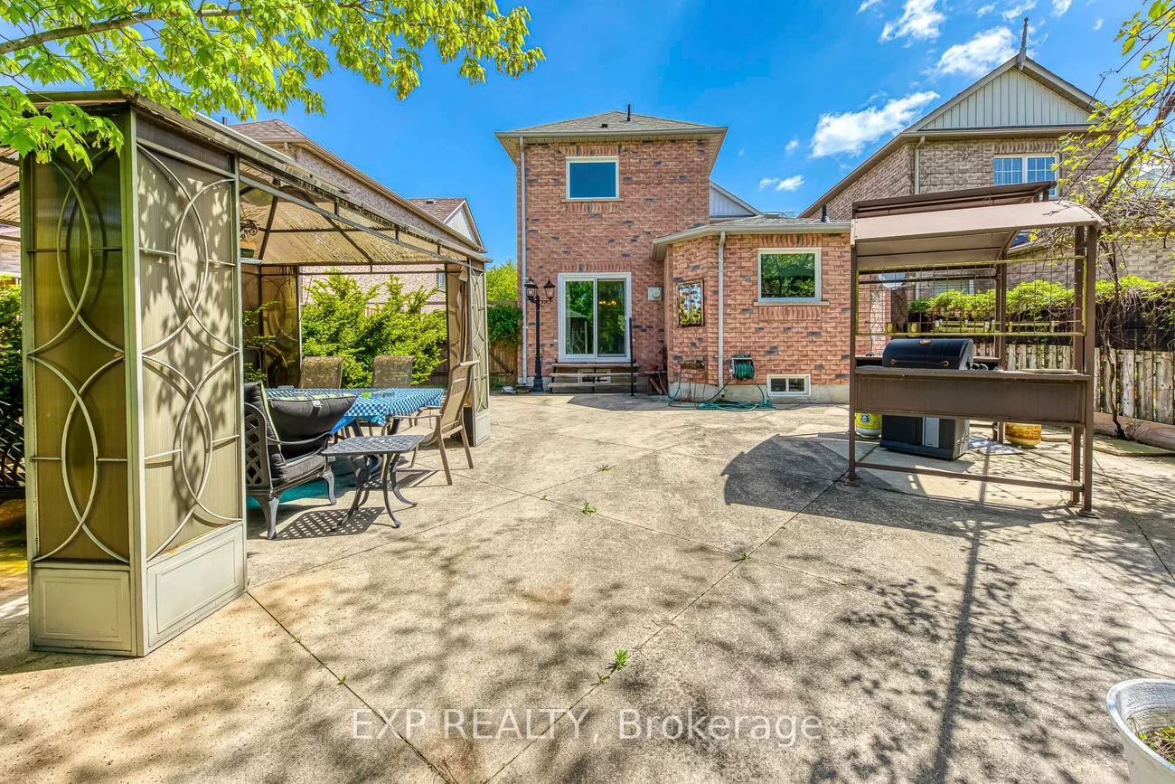 7228, Pallett, Meadowvale Village, Mississauga