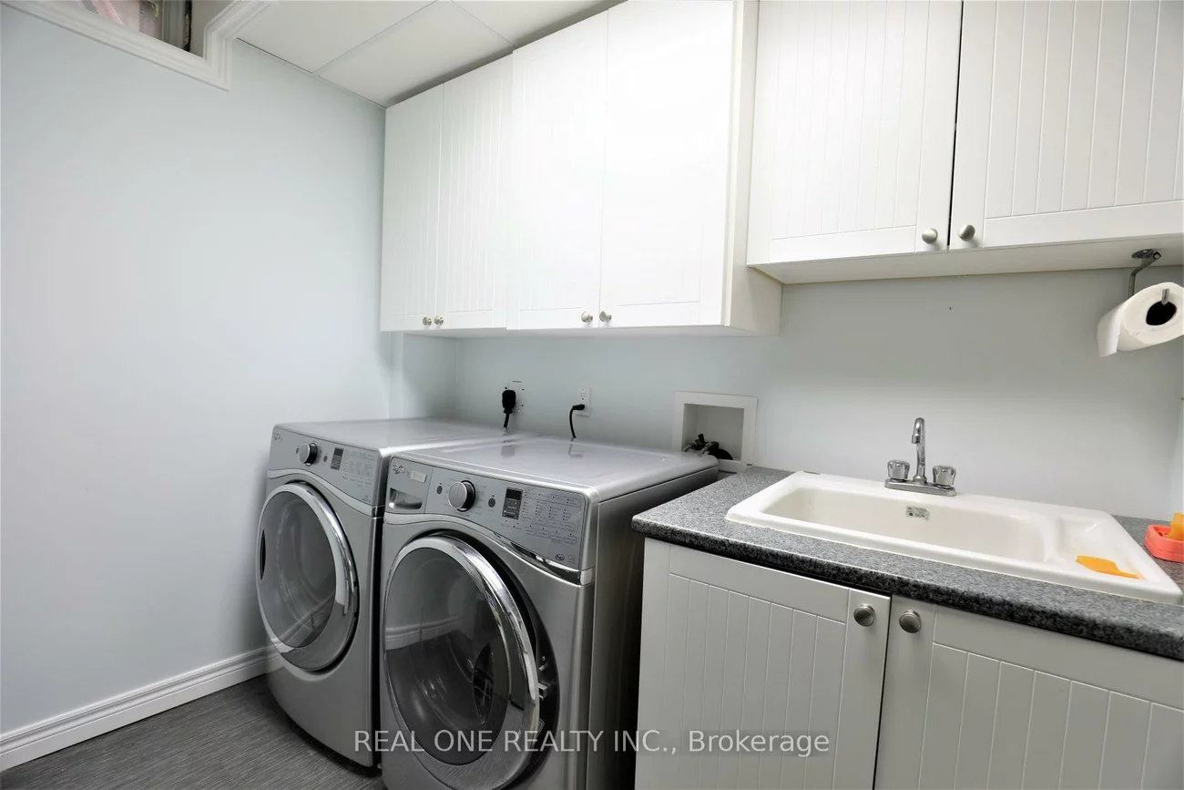 5650, Haddon Hall, Central Erin Mills, Mississauga