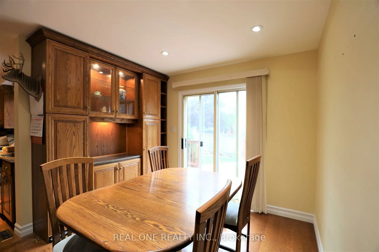 5650, Haddon Hall, Central Erin Mills, Mississauga
