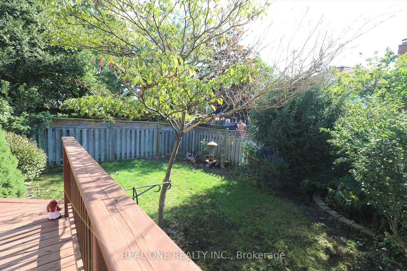 5650, Haddon Hall, Central Erin Mills, Mississauga