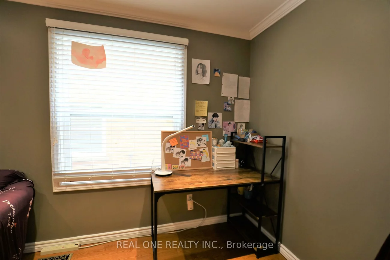 5650, Haddon Hall, Central Erin Mills, Mississauga