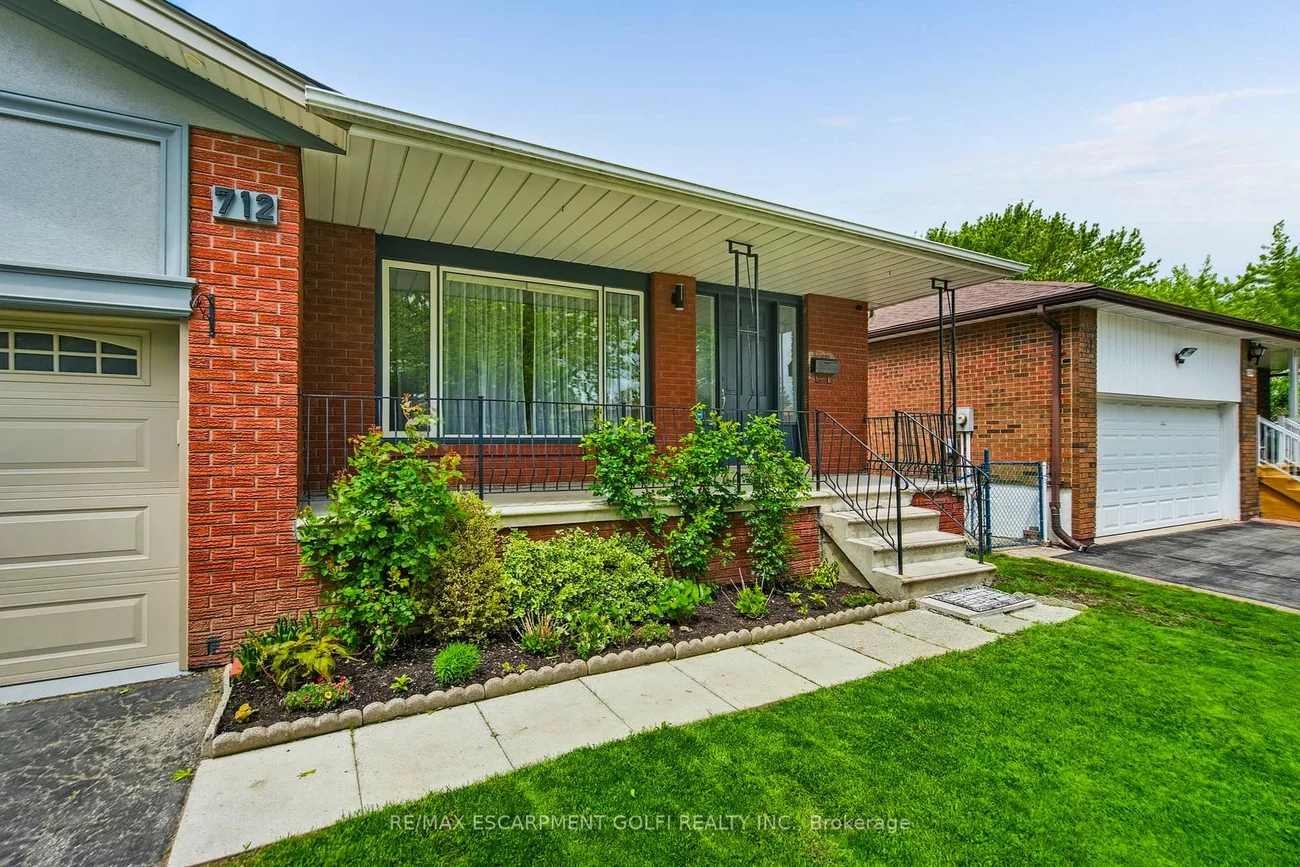 712, Vermouth, Mississauga Valleys, Mississauga