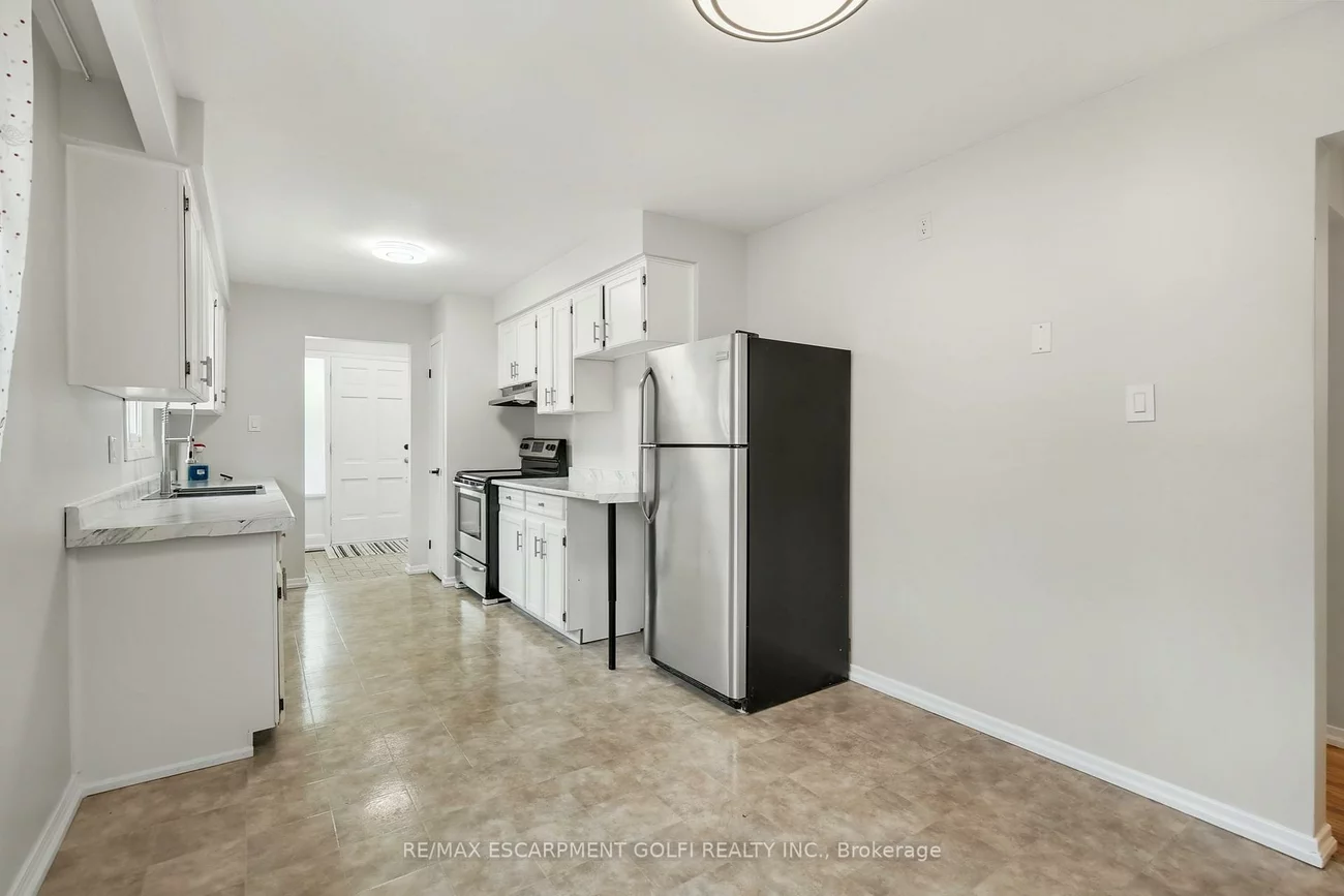 712, Vermouth, Mississauga Valleys, Mississauga