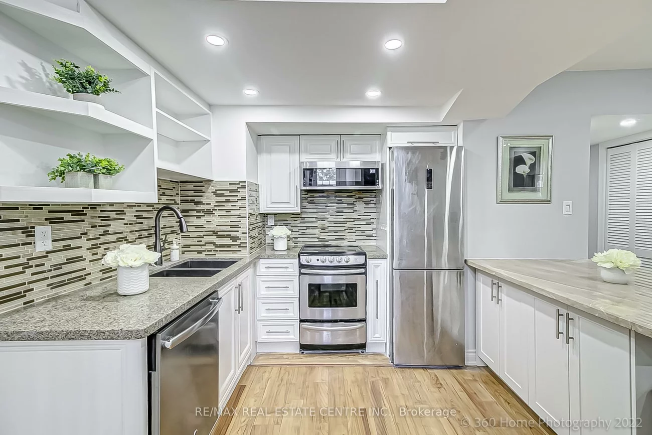 4175, Trellis, Erin Mills, Mississauga