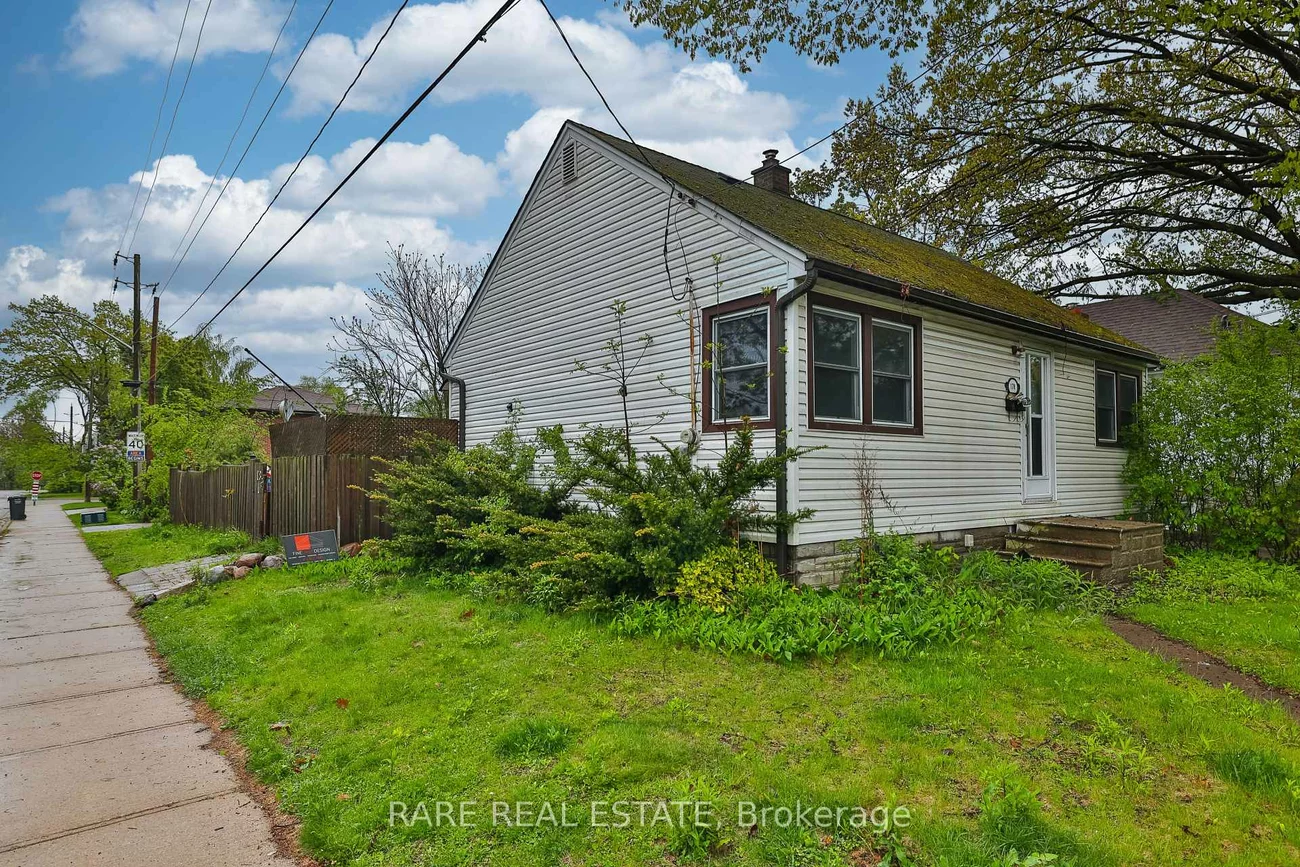 178, Angelene, Mineola, Mississauga