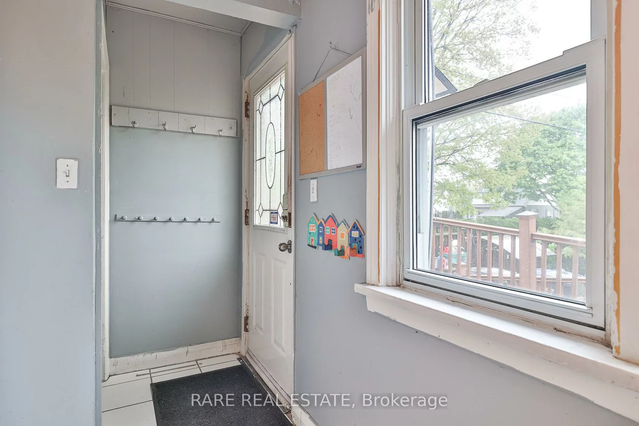 178, Angelene, Mineola, Mississauga
