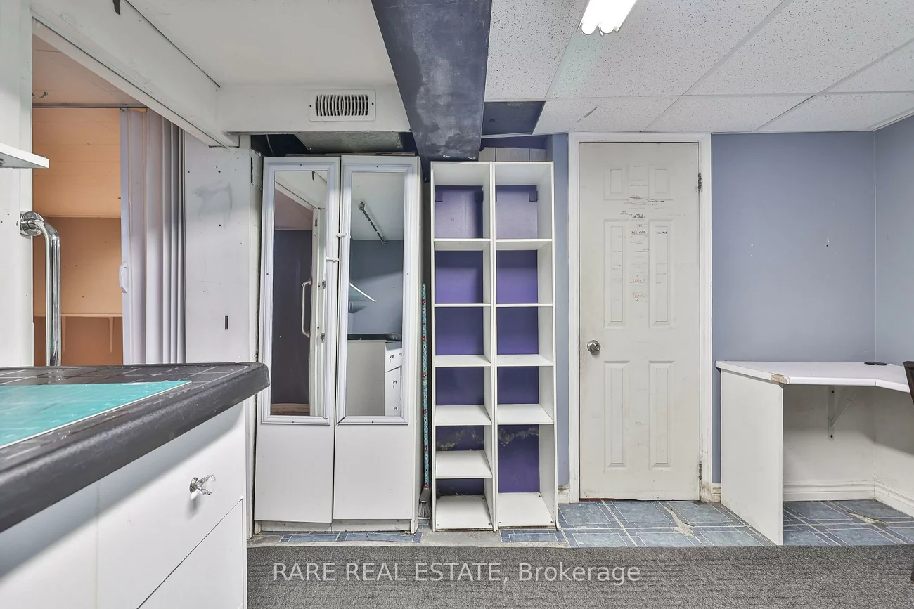 178, Angelene, Mineola, Mississauga