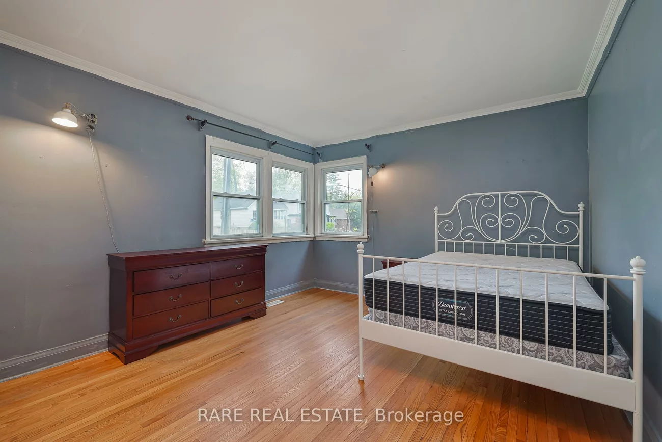 178, Angelene, Mineola, Mississauga