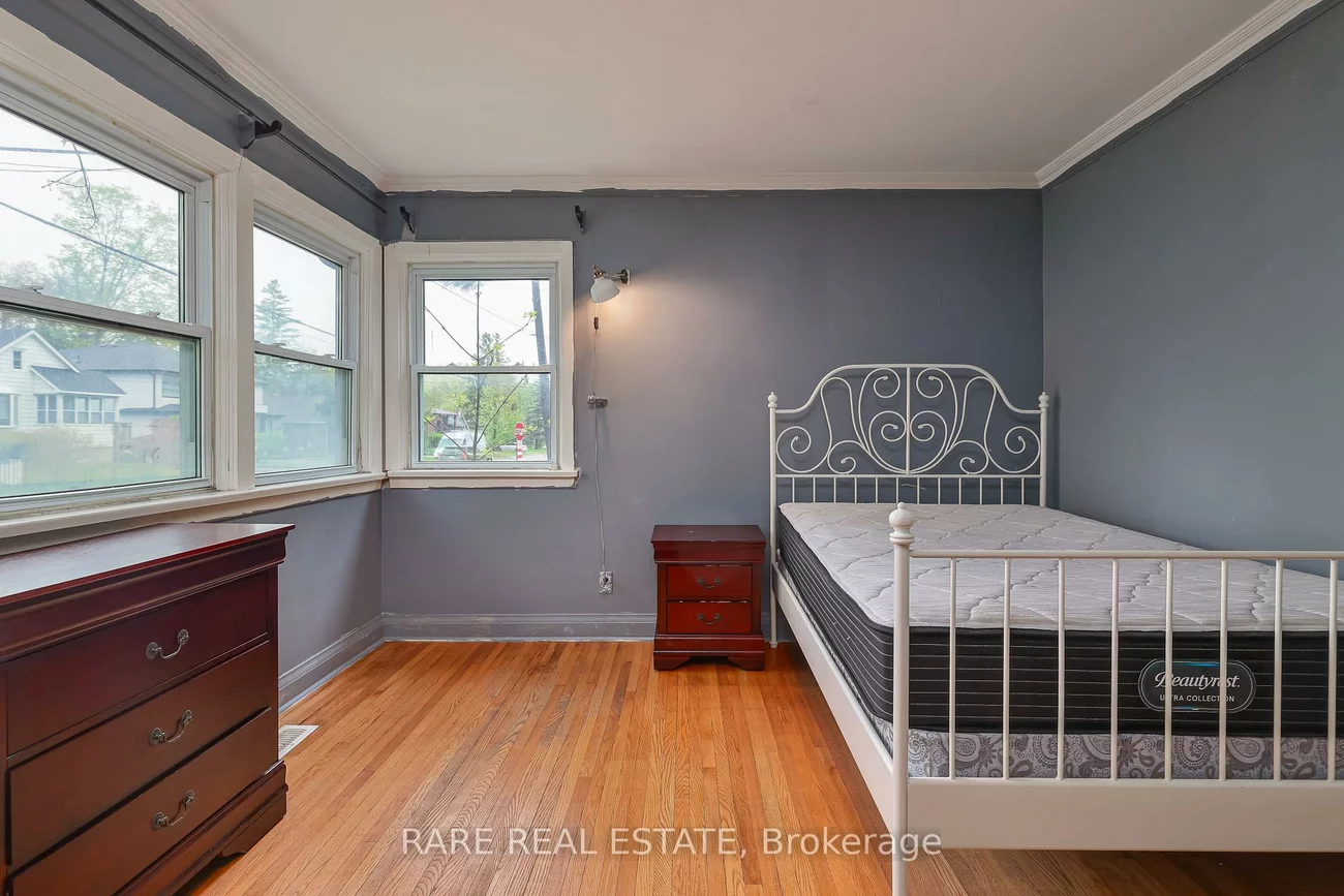 178, Angelene, Mineola, Mississauga