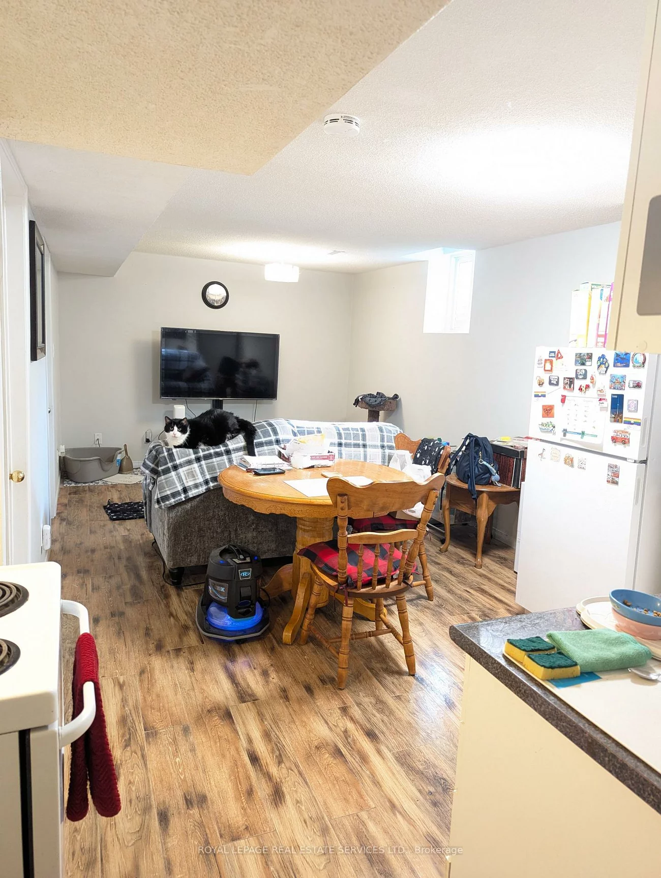 6053, Leeside, Central Erin Mills, Mississauga