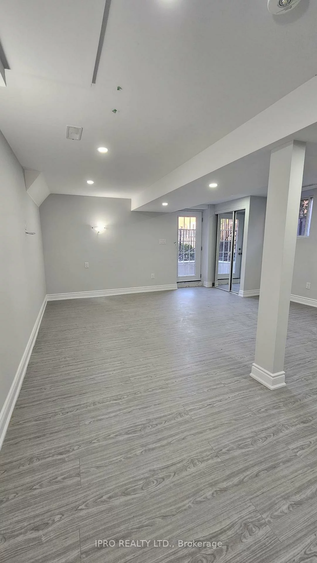 5265, Springbok, Hurontario, Mississauga