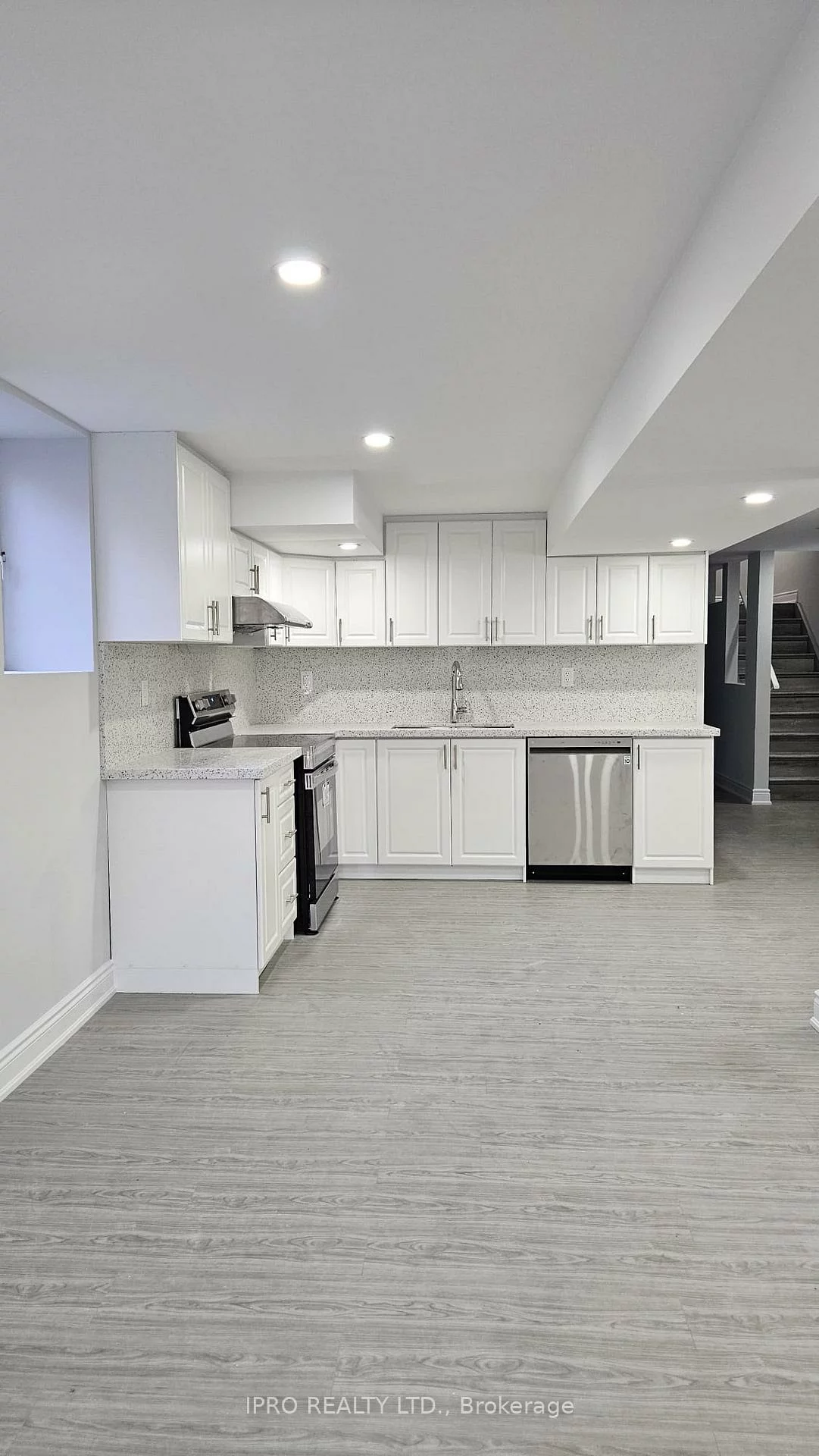 5265, Springbok, Hurontario, Mississauga
