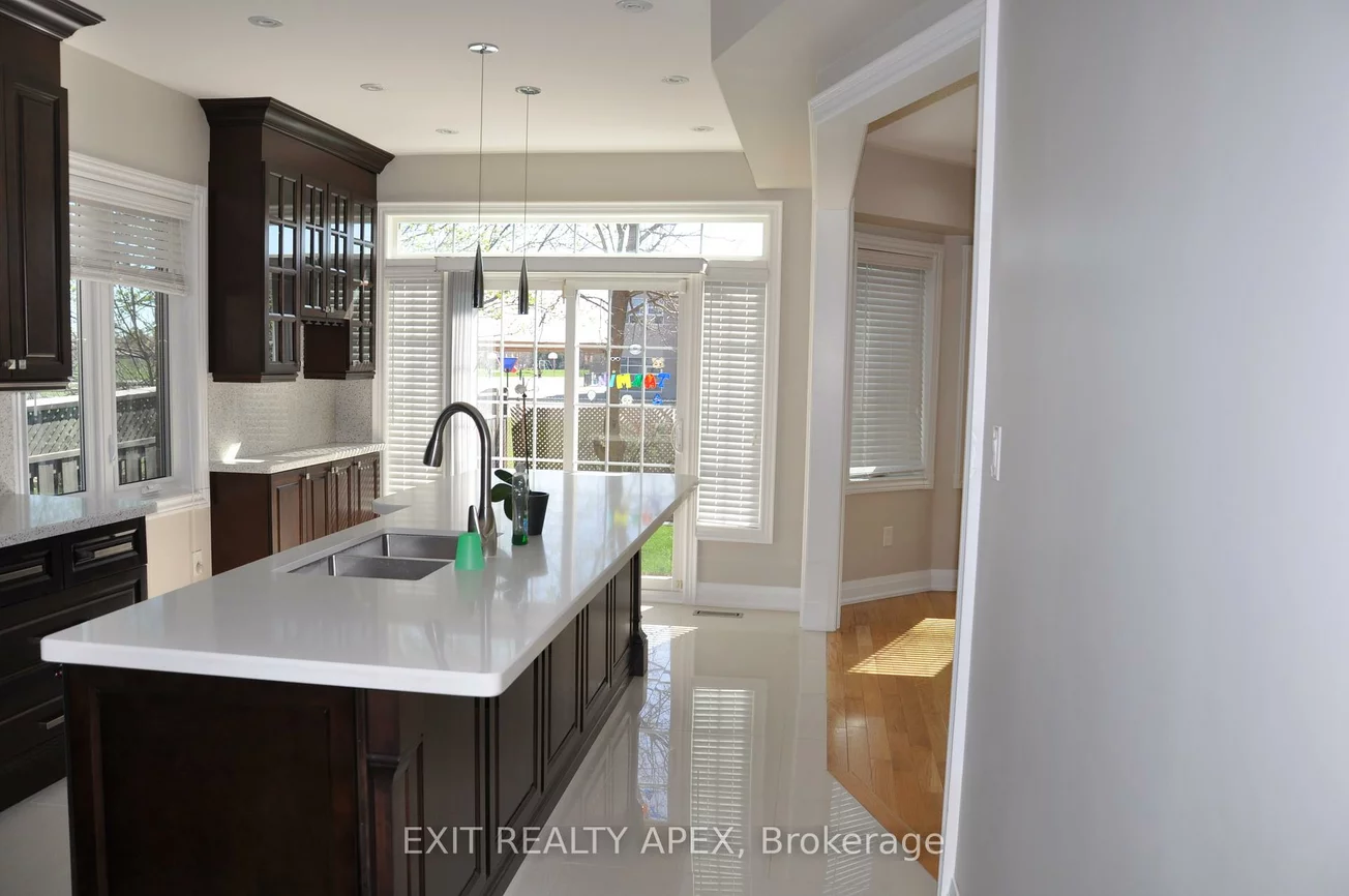 5846, Terrapark, Churchill Meadows, Mississauga