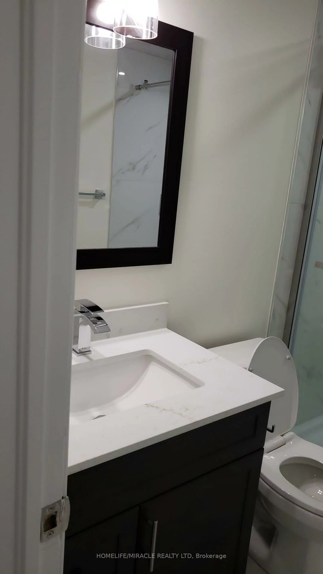 4602, Bismark, Hurontario, Mississauga