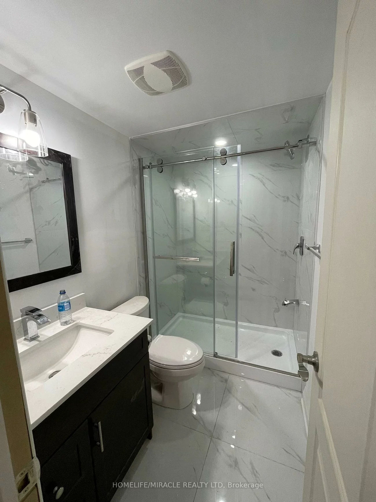 4602, Bismark, Hurontario, Mississauga