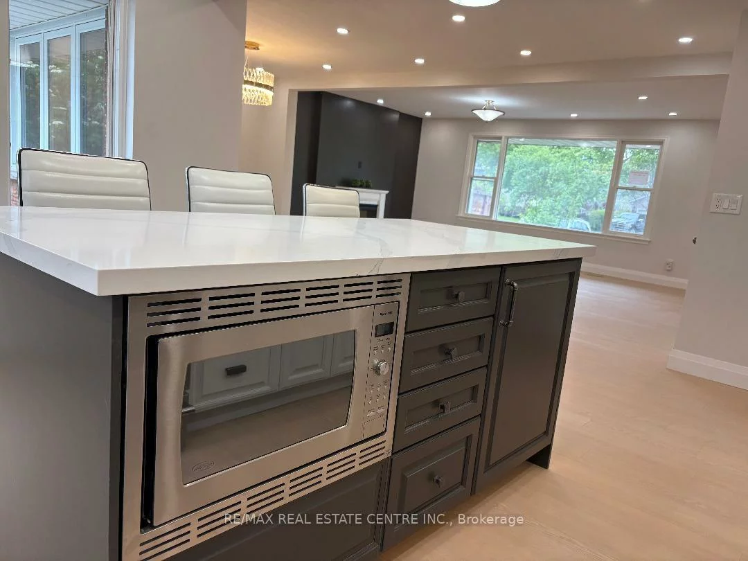 2429, Hensall, Cooksville, Mississauga