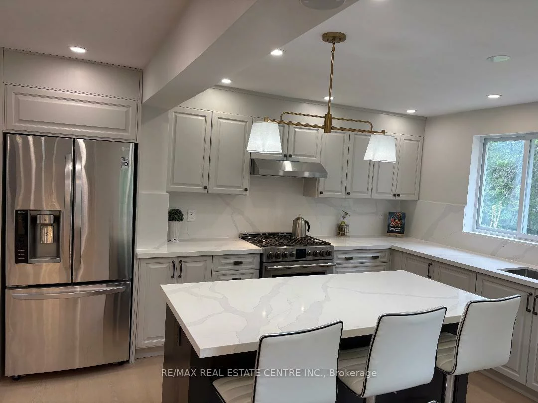 2429, Hensall, Cooksville, Mississauga