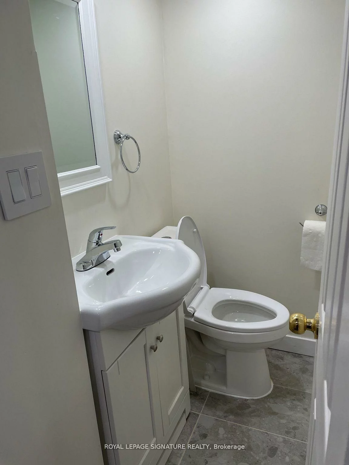 1566, Northmount, Lakeview, Mississauga