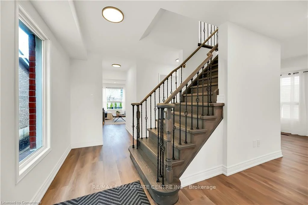 3608, Cherrington, Erin Mills, Mississauga