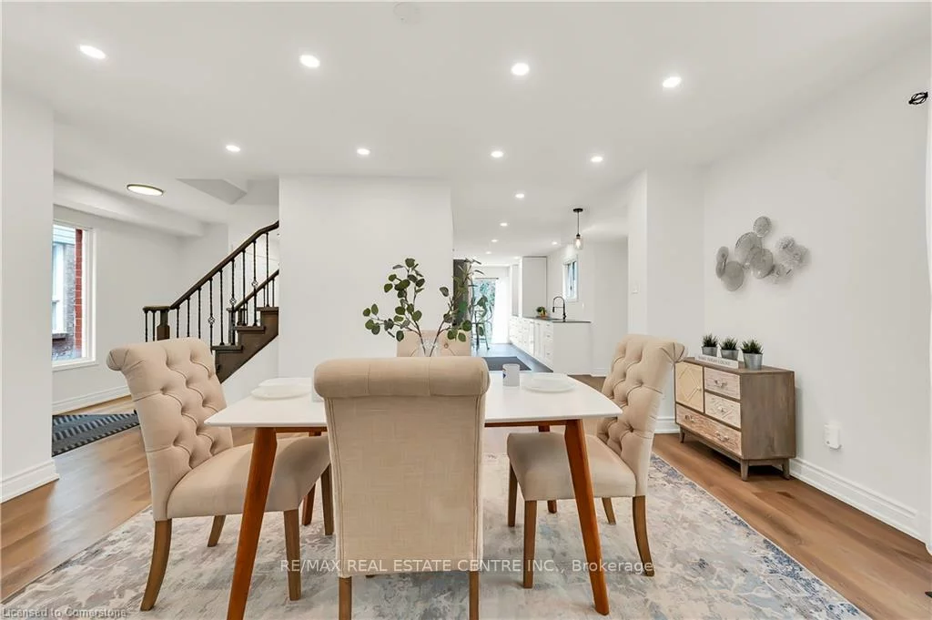 3608, Cherrington, Erin Mills, Mississauga