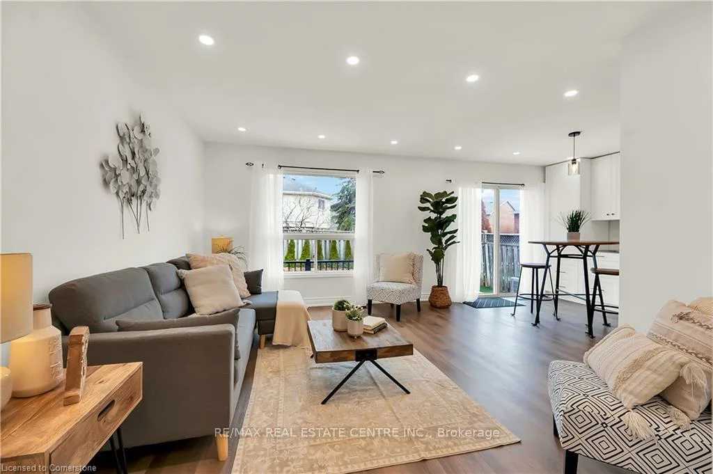 3608, Cherrington, Erin Mills, Mississauga