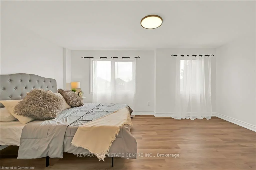3608, Cherrington, Erin Mills, Mississauga