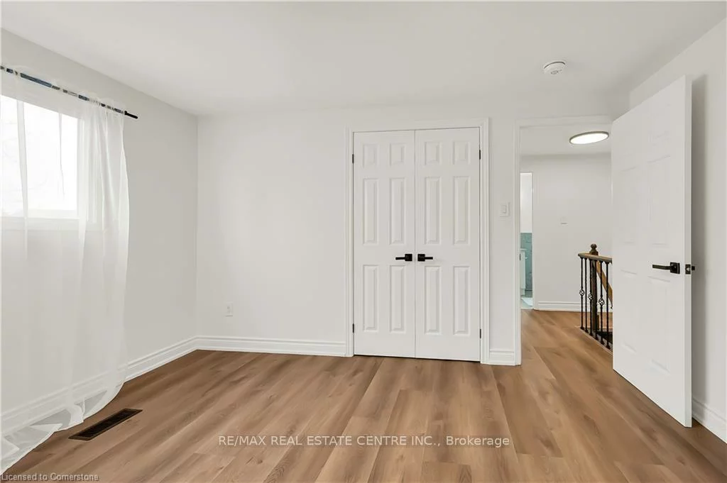 3608, Cherrington, Erin Mills, Mississauga