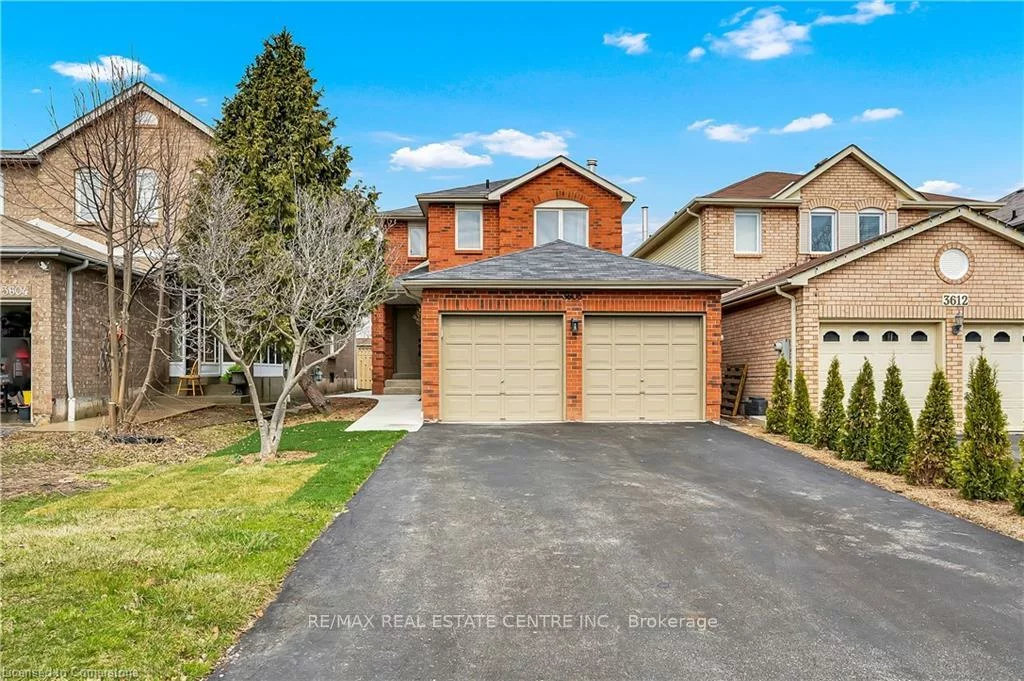 3608, Cherrington, Erin Mills, Mississauga