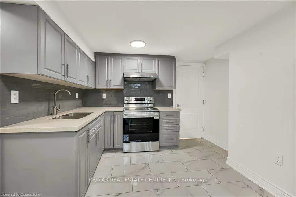 3608, Cherrington, Erin Mills, Mississauga