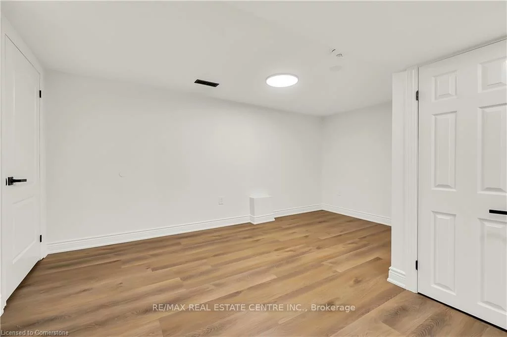 3608, Cherrington, Erin Mills, Mississauga