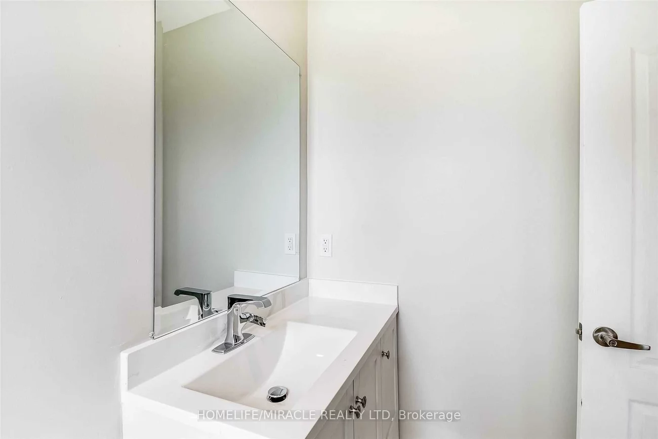 1064, Westmount, Lakeview, Mississauga