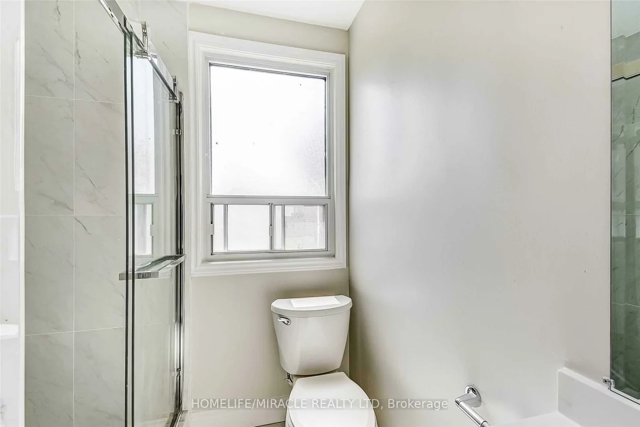 1064, Westmount, Lakeview, Mississauga