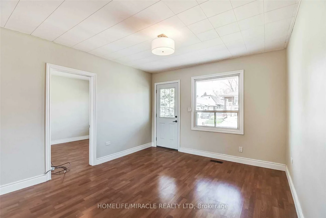 1064, Westmount, Lakeview, Mississauga
