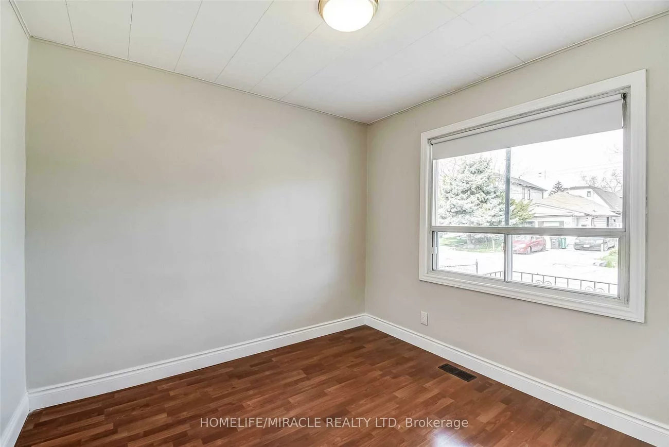 1064, Westmount, Lakeview, Mississauga