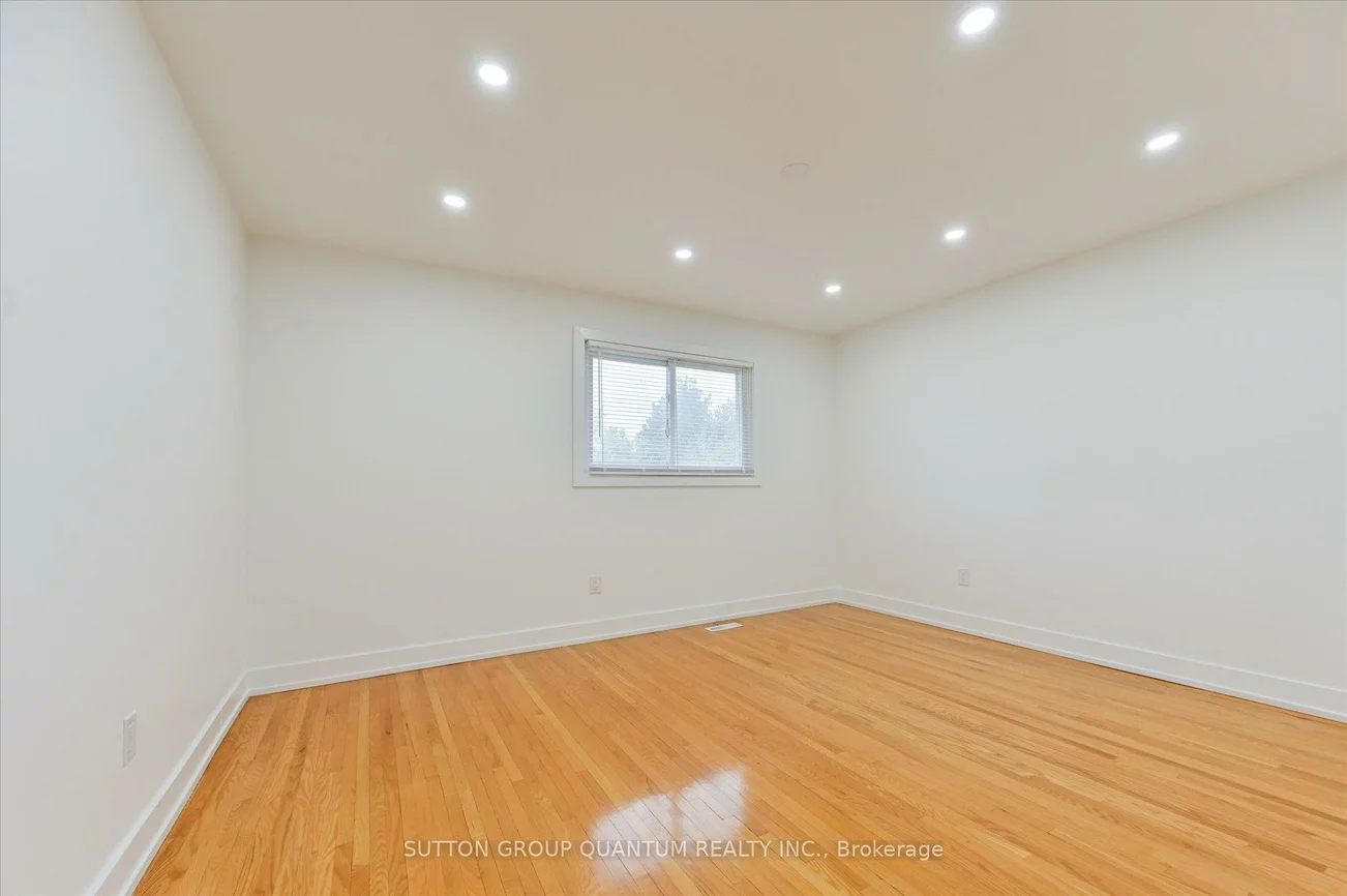 2619, Chisholm, Erindale, Mississauga