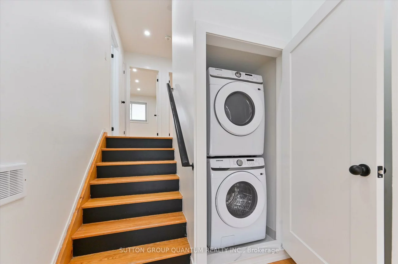 2619, Chisholm, Erindale, Mississauga