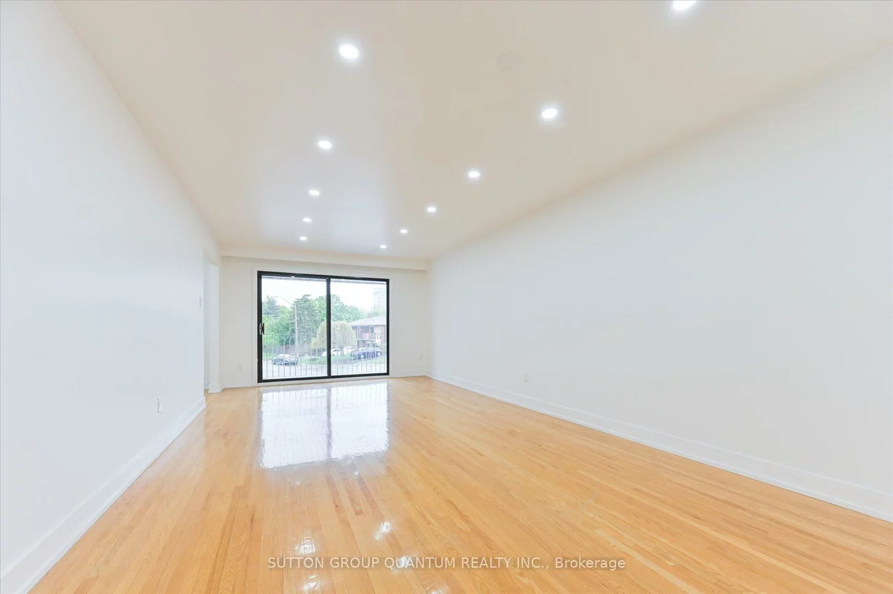 2619, Chisholm, Erindale, Mississauga