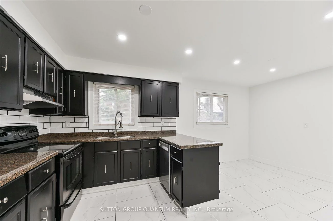 2619, Chisholm, Erindale, Mississauga