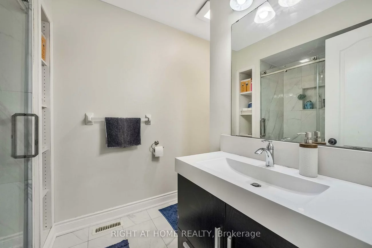 3014, Pendleton, Meadowvale, Mississauga