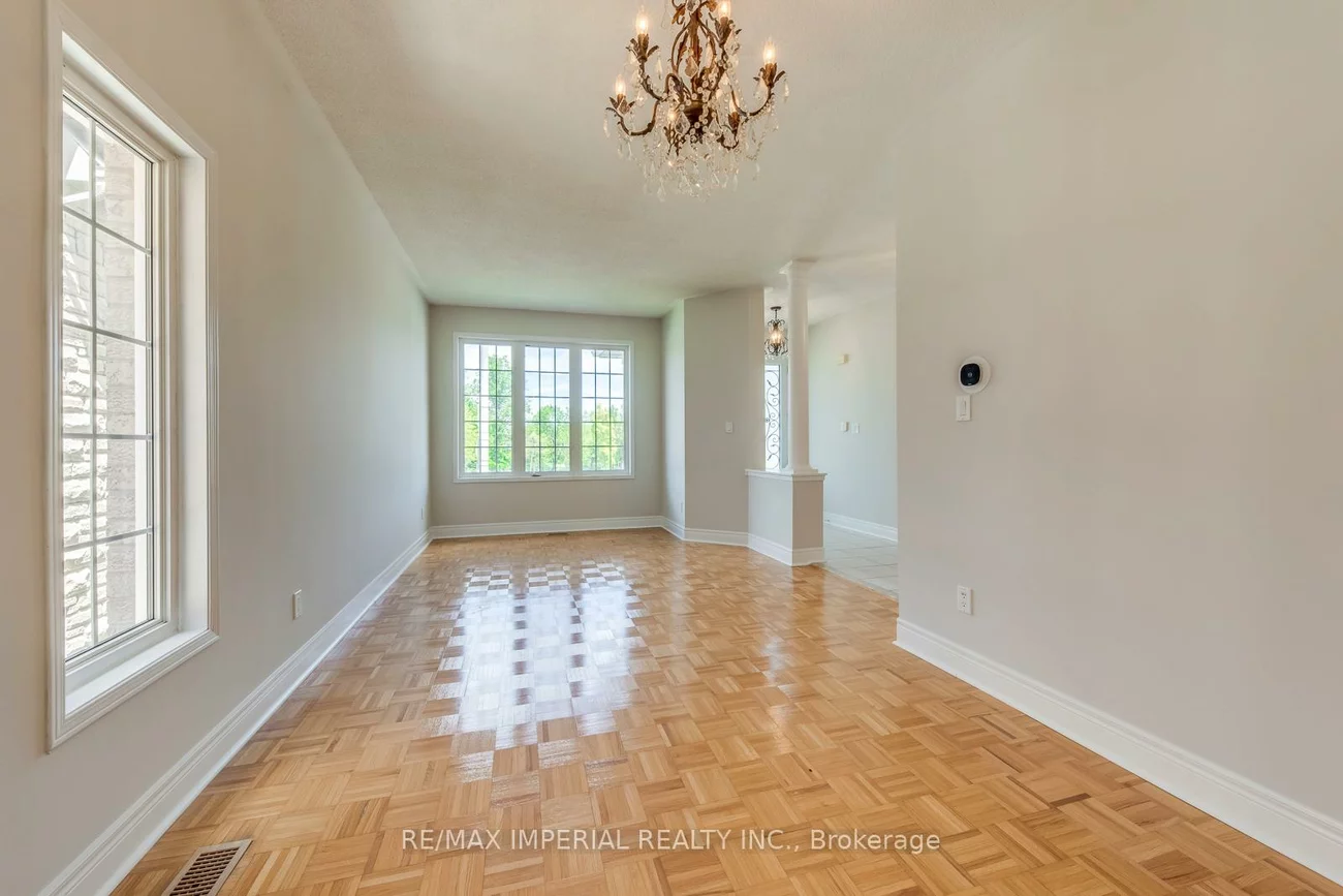 4916, Huron Heights, Hurontario, Mississauga
