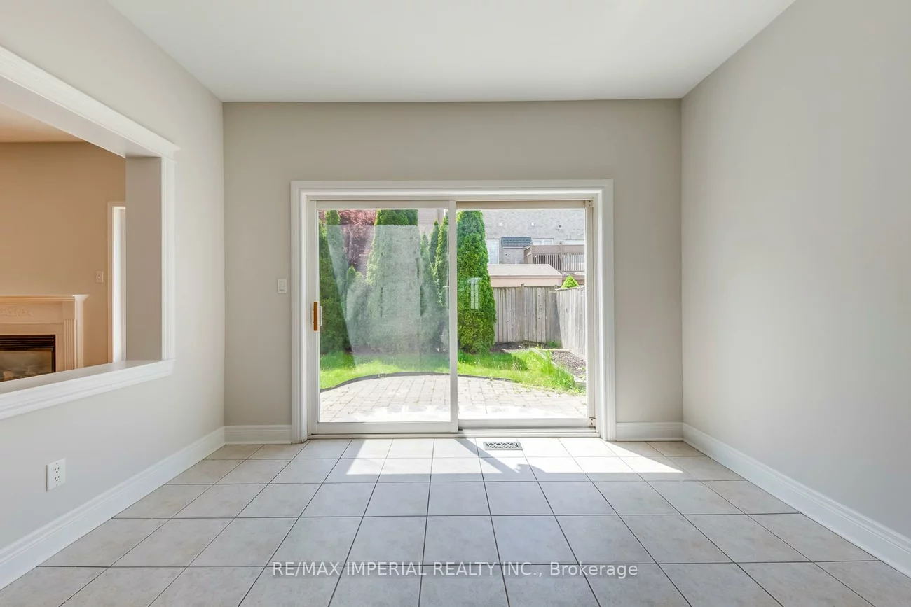 4916, Huron Heights, Hurontario, Mississauga