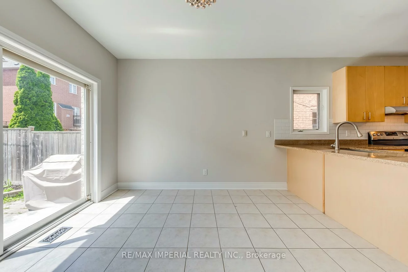 4916, Huron Heights, Hurontario, Mississauga