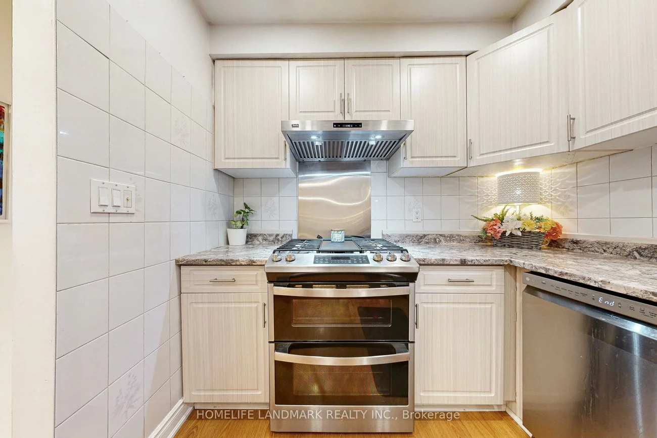 741, Eaglemount, Erindale, Mississauga