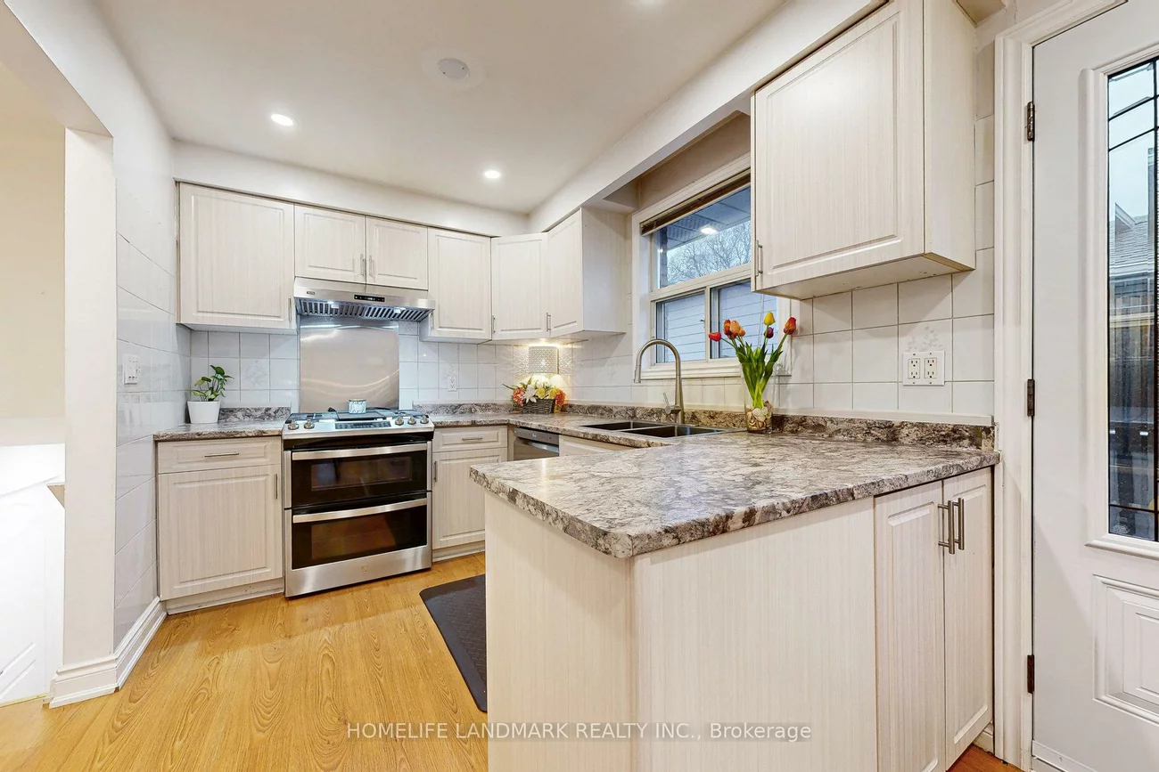 741, Eaglemount, Erindale, Mississauga