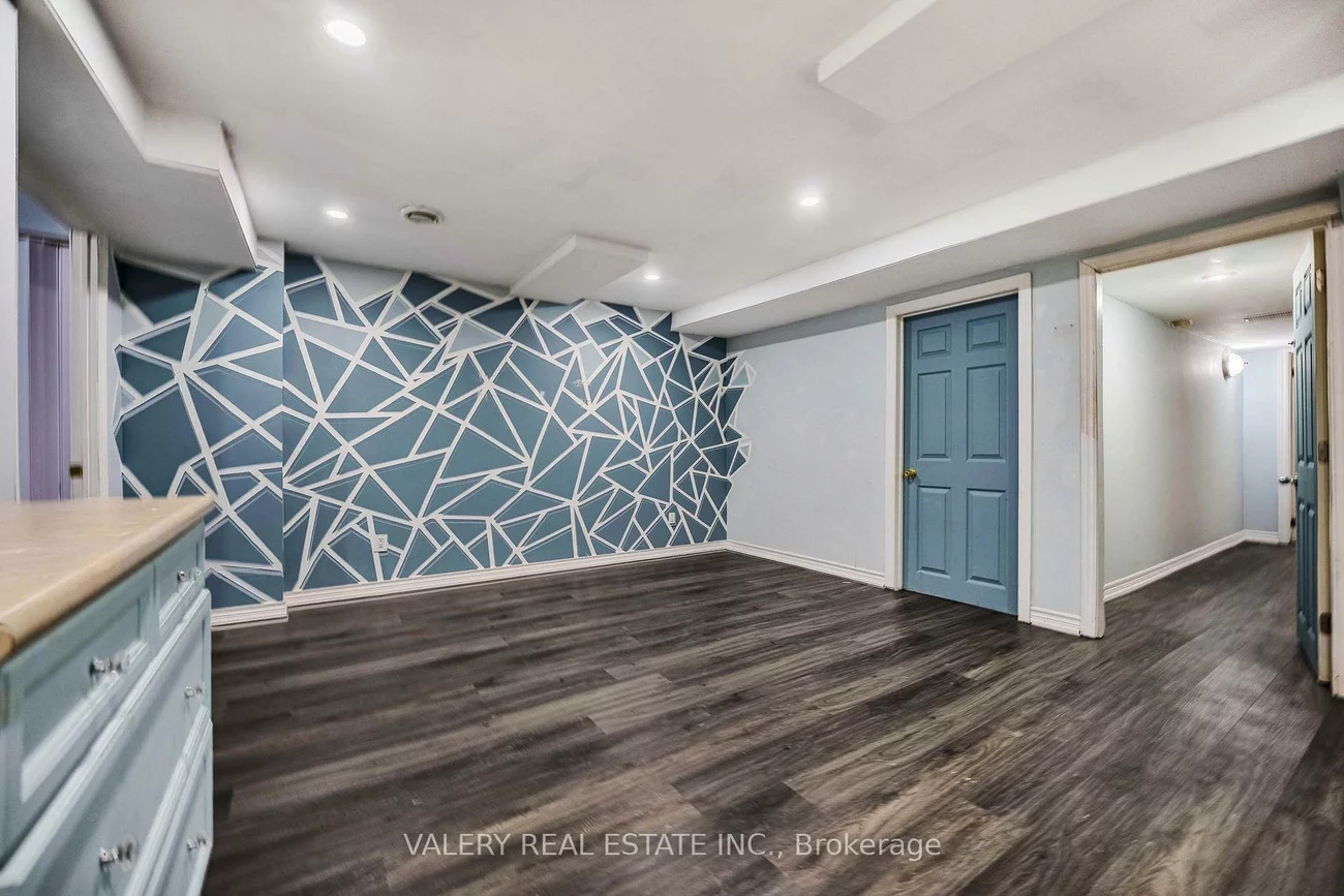 3916, Milkwood, Lisgar, Mississauga