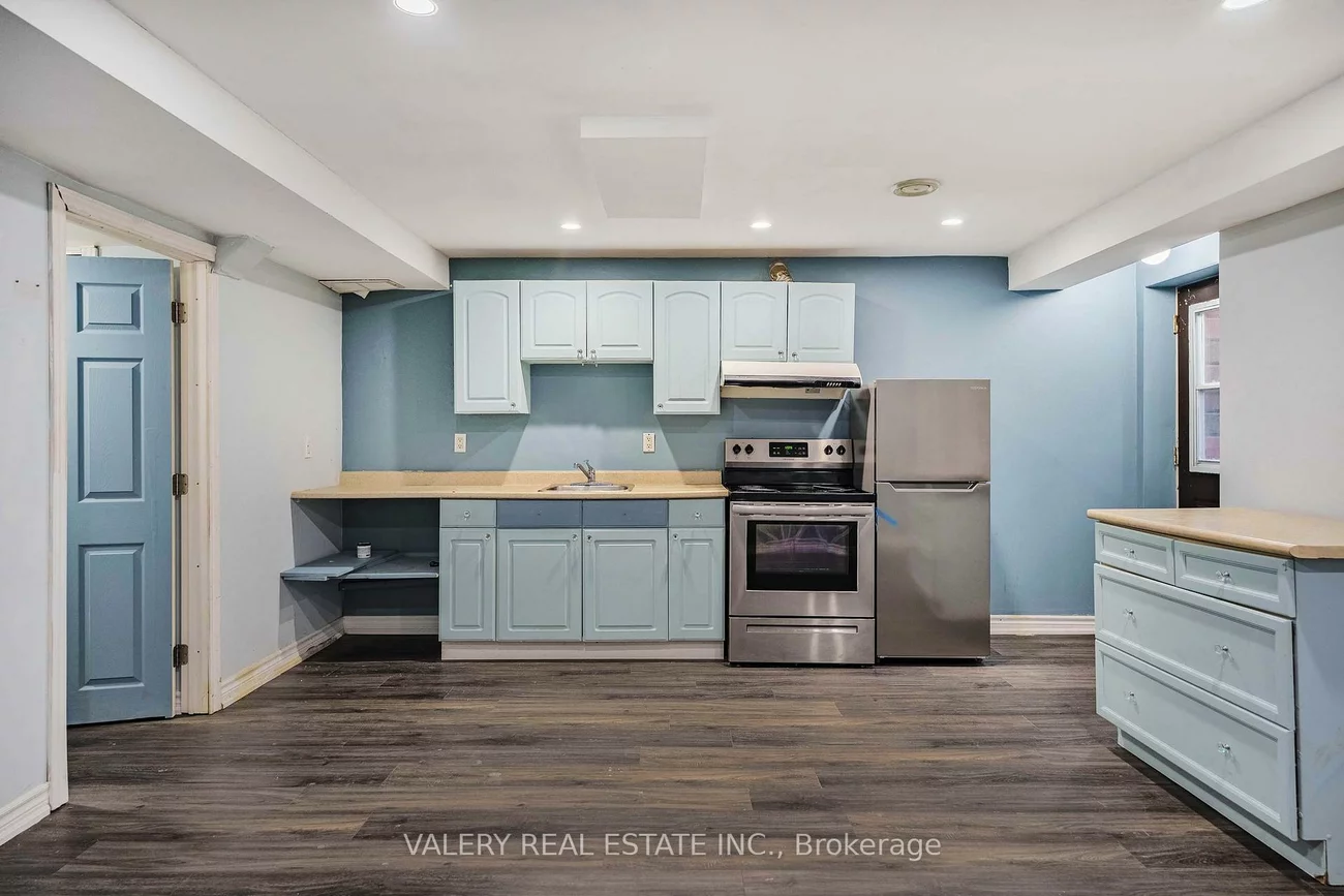 3916, Milkwood, Lisgar, Mississauga