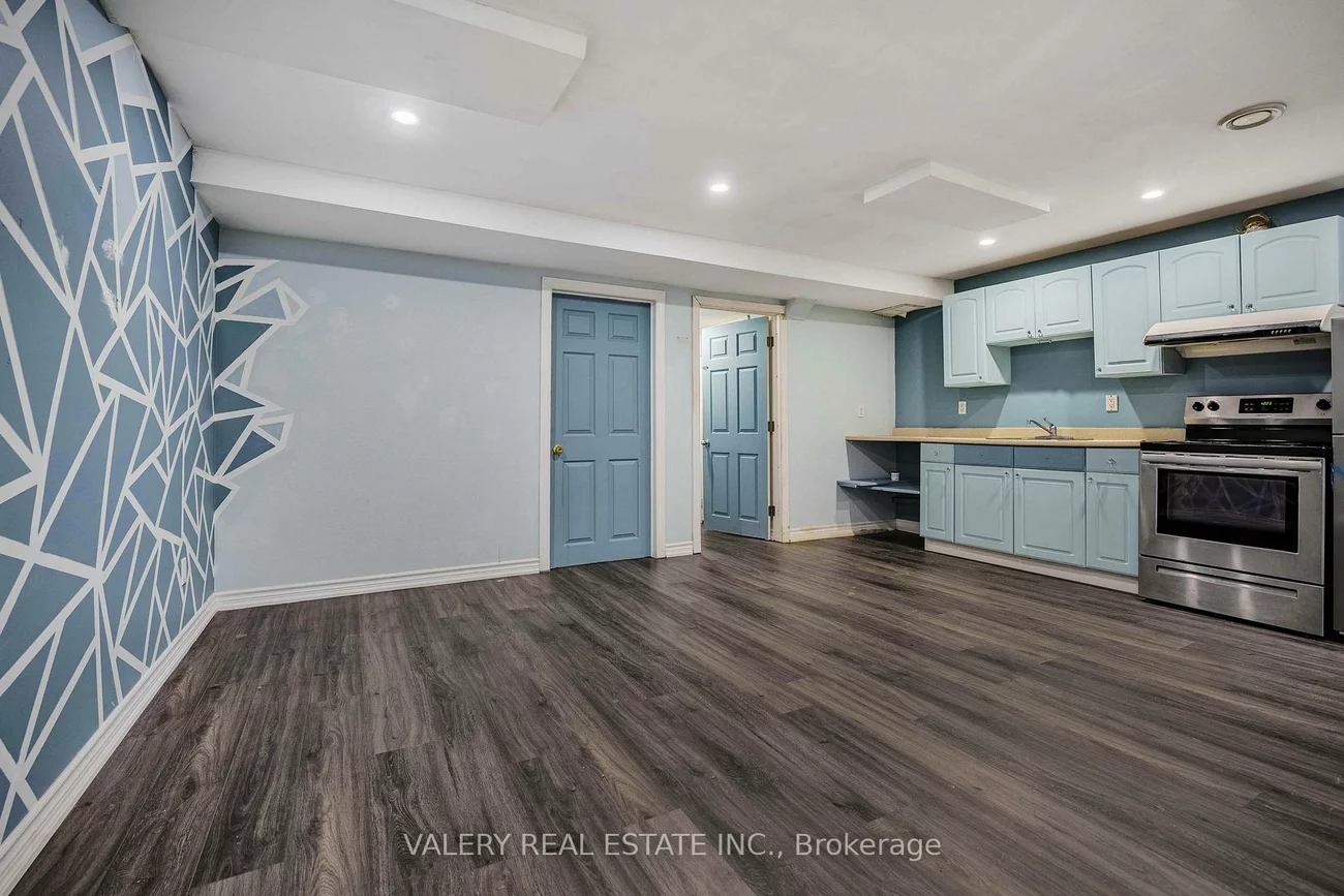 3916, Milkwood, Lisgar, Mississauga