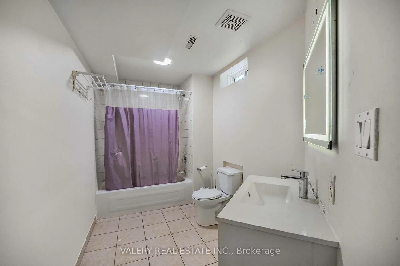 3916, Milkwood, Lisgar, Mississauga