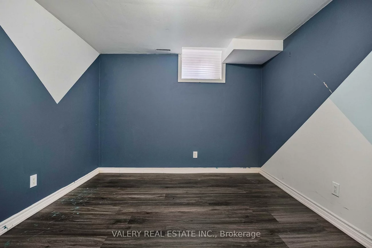 3916, Milkwood, Lisgar, Mississauga